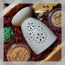 Load image into Gallery viewer, Festive Hamper ~x~
