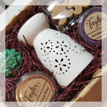 Load image into Gallery viewer, Festive Hamper ~x~
