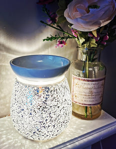 sparkling silver crackle glass mosaic electric wax warmer / aroma lamp. shown lit / switched on.